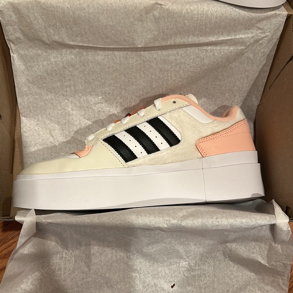 Adidas x Hello Kitty Forum Bonega Platform Sneaker - Picture 5 of 6